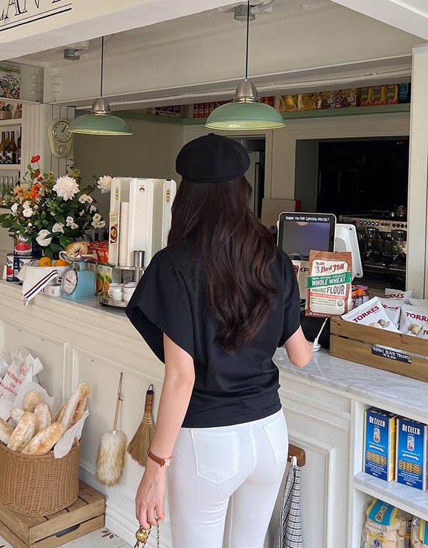 完美女人修身顯瘦素色上衣