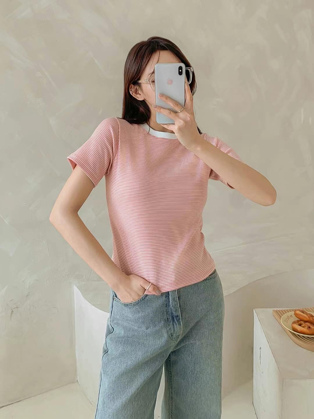 簡約細條紋撞色圓領TEE