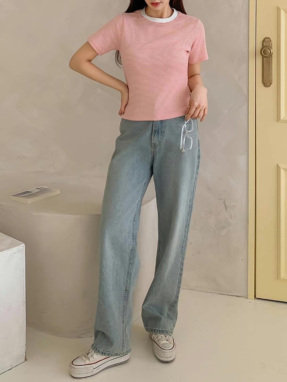 簡約細條紋撞色圓領TEE