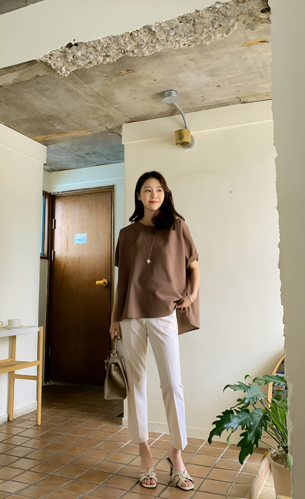 前短後長設計寬鬆上衣