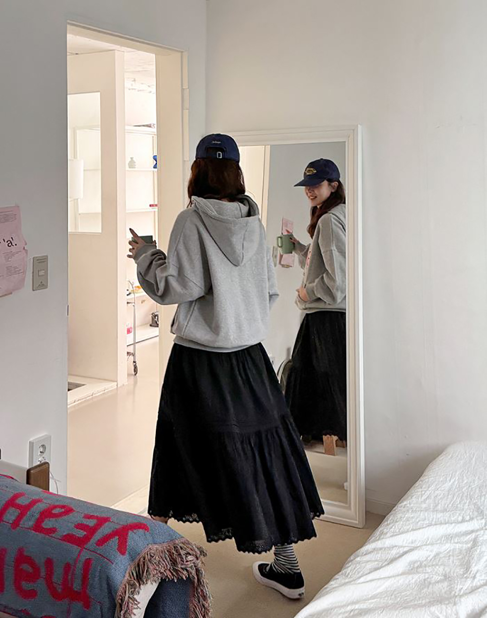 甜美蕾絲花邊長裙