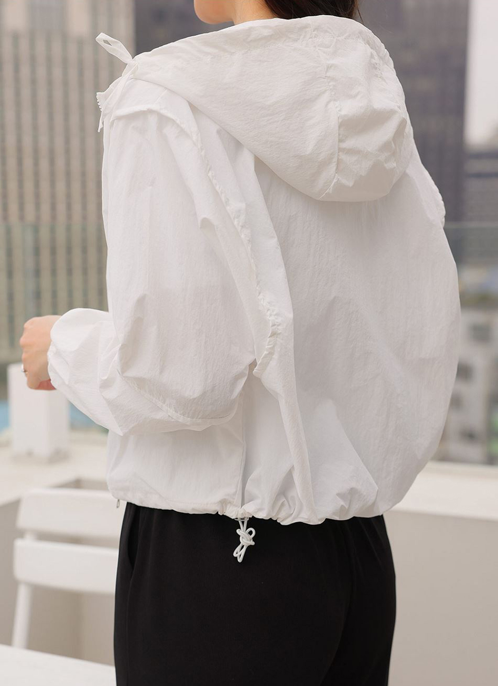 休閒時尚短版連帽外套
