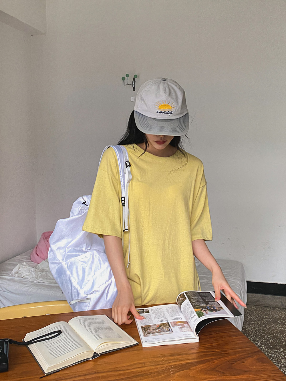 側開岔可愛字母上衣