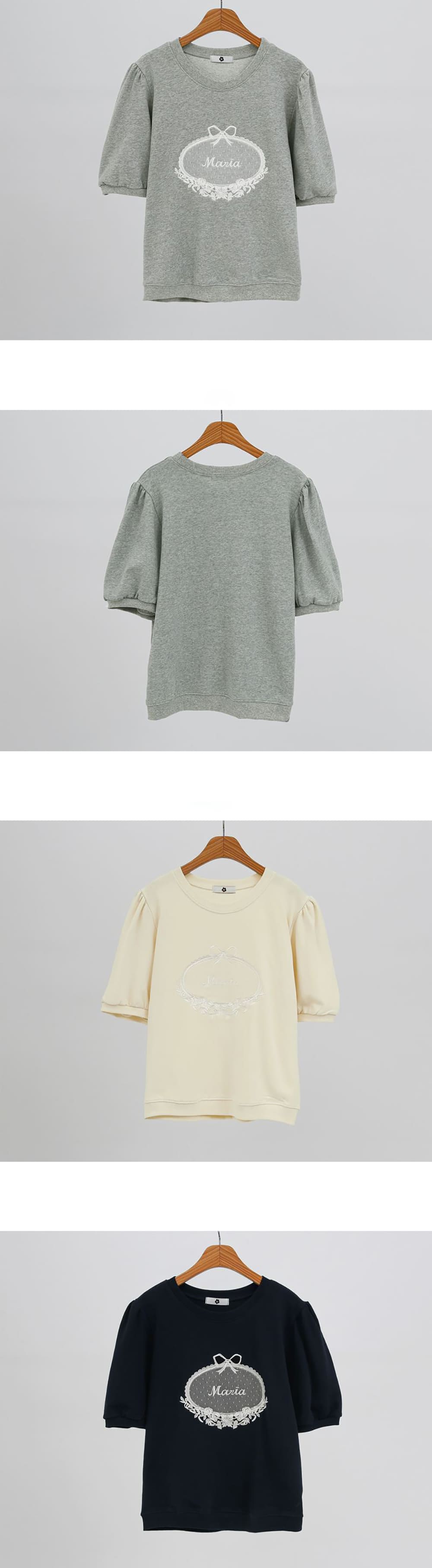 泡泡袖蕾絲刺繡上衣