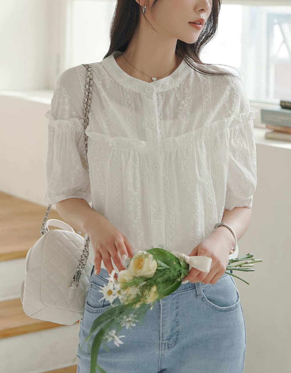 花朵蕾絲荷葉邊襯衫