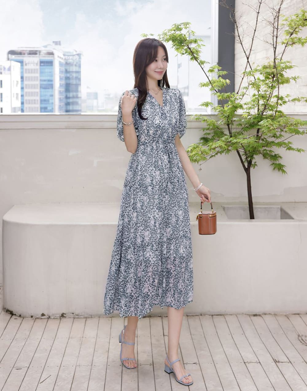 V領碎花綁帶長洋裝