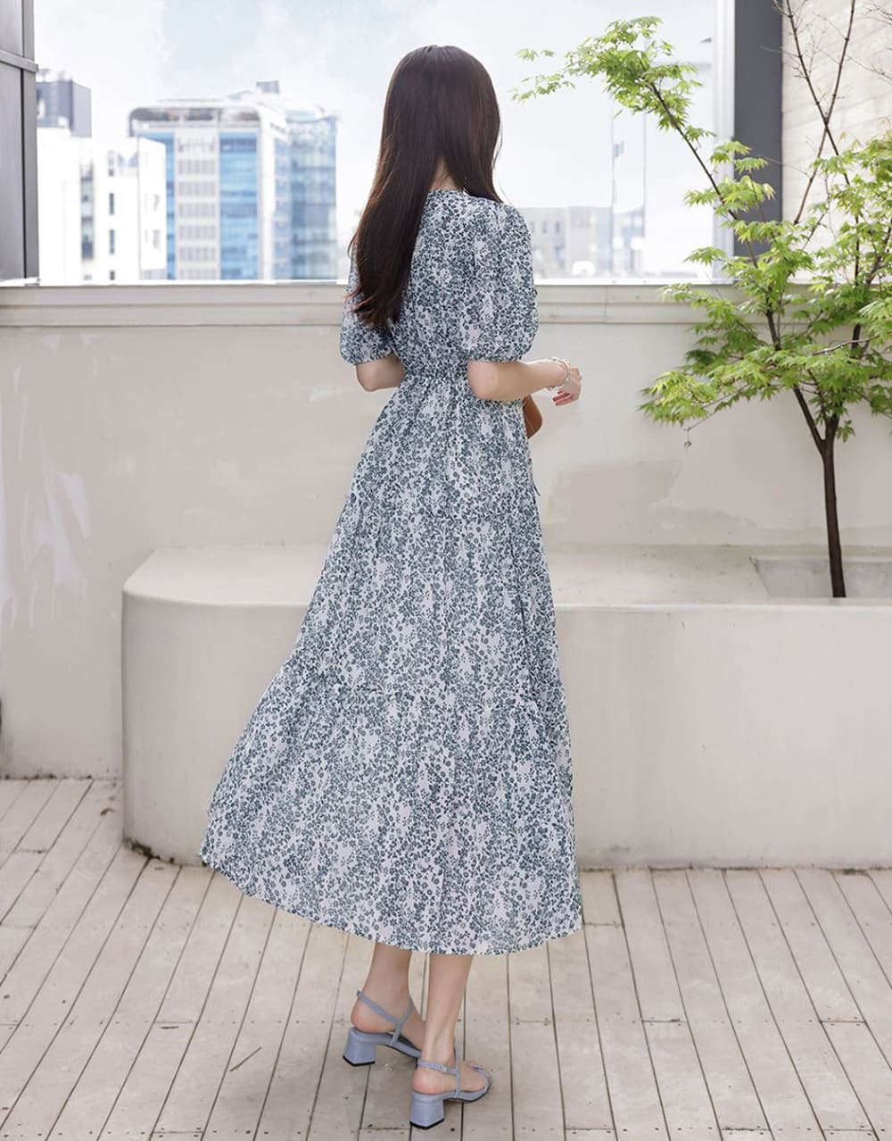 V領碎花綁帶長洋裝