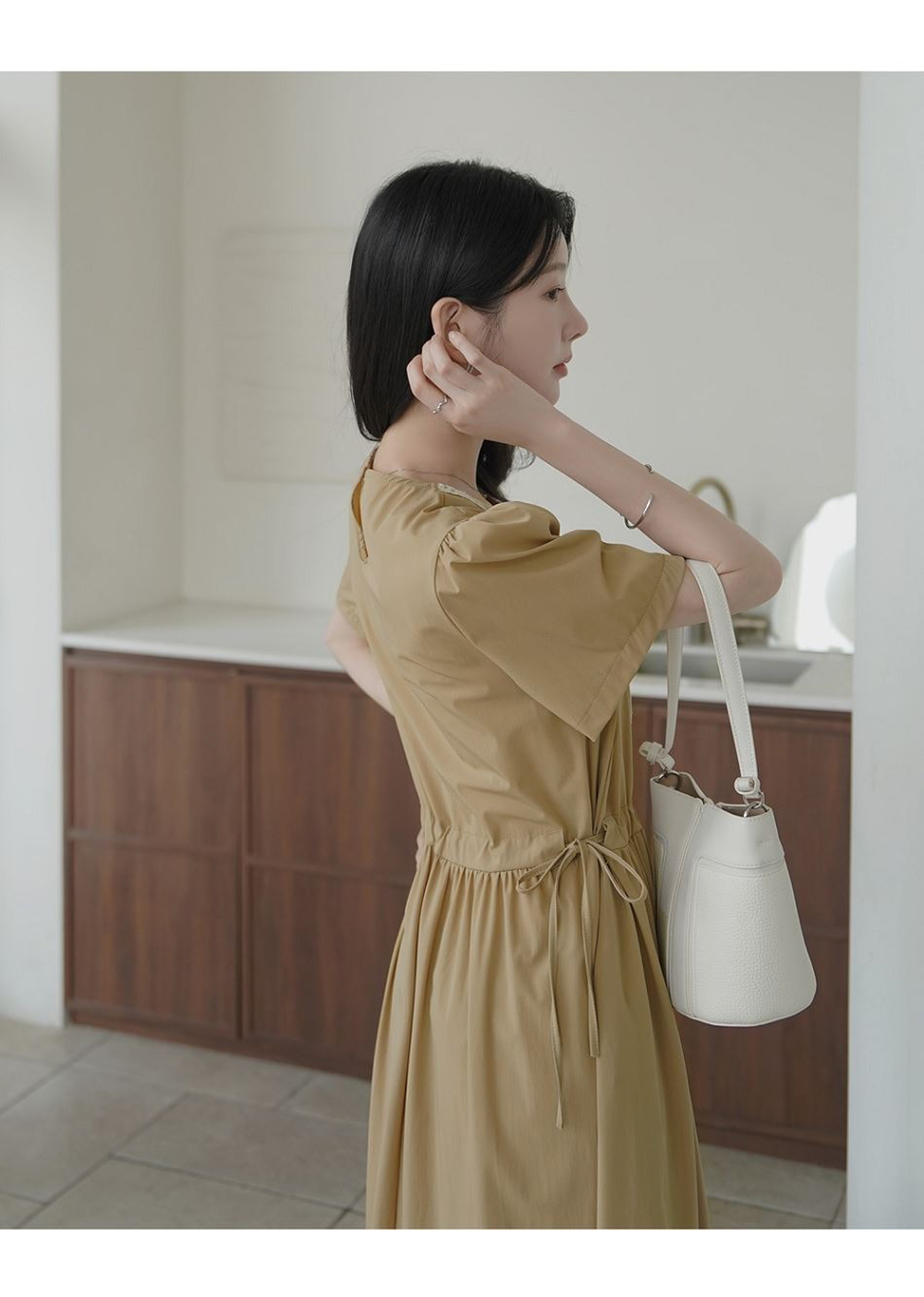 蕾絲拼接綁帶長洋裝