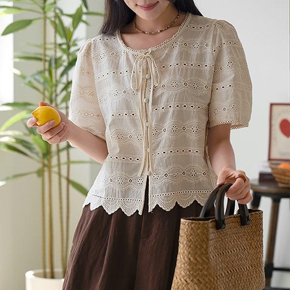 鏤空刺繡綁帶圓領襯衫