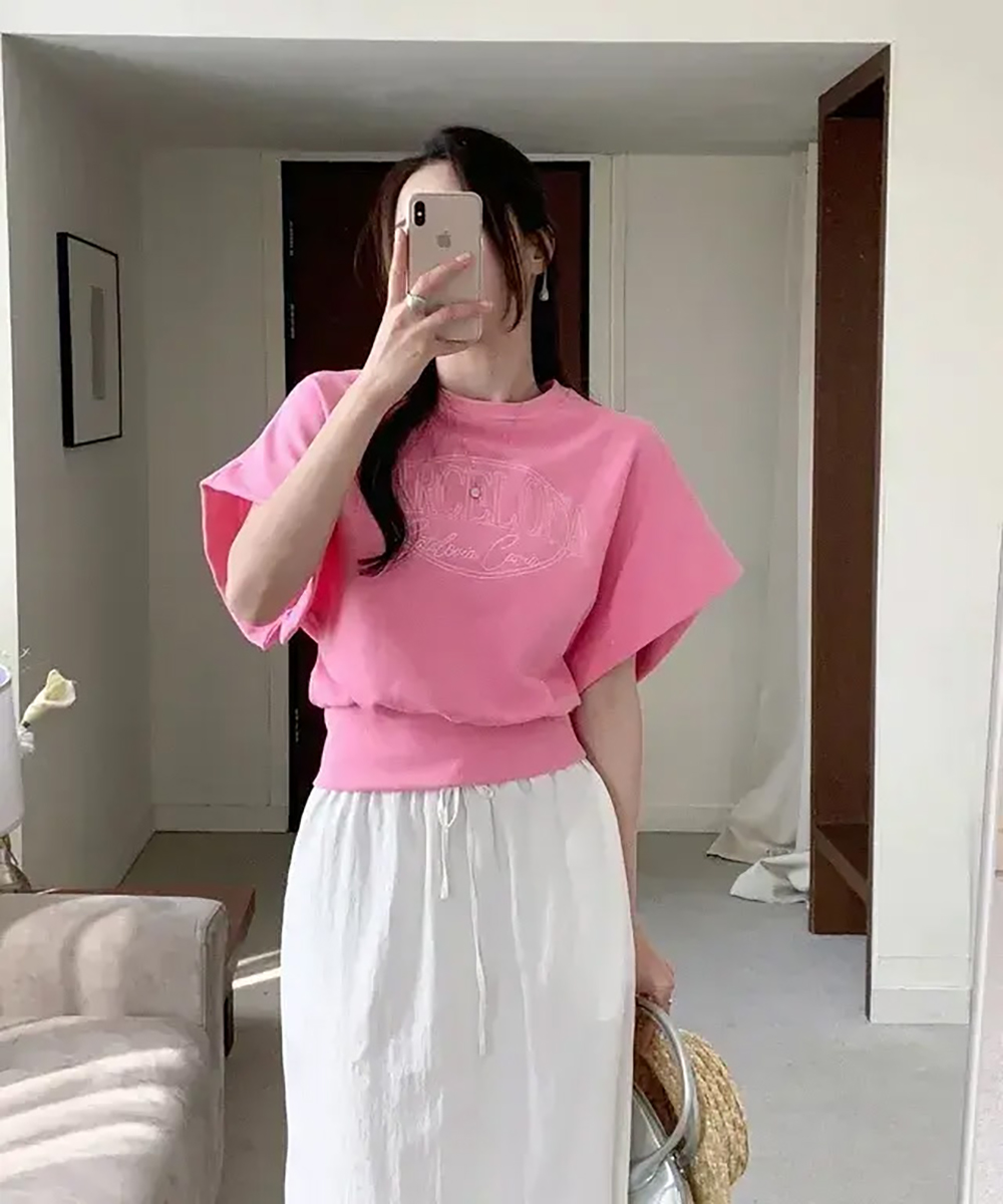 刺繡字母收腰圓領上衣