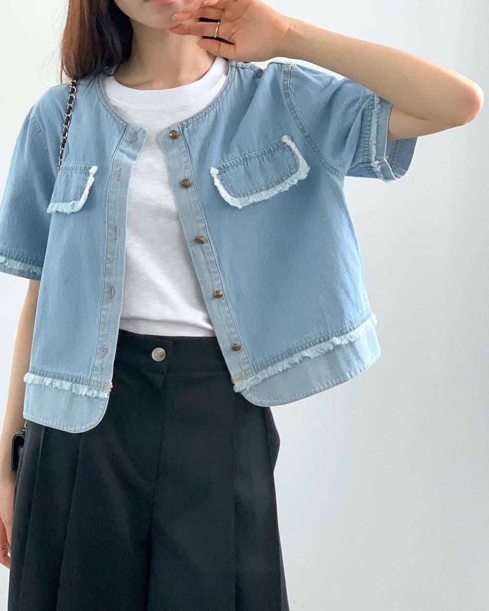 流蘇牛仔排釦上衣