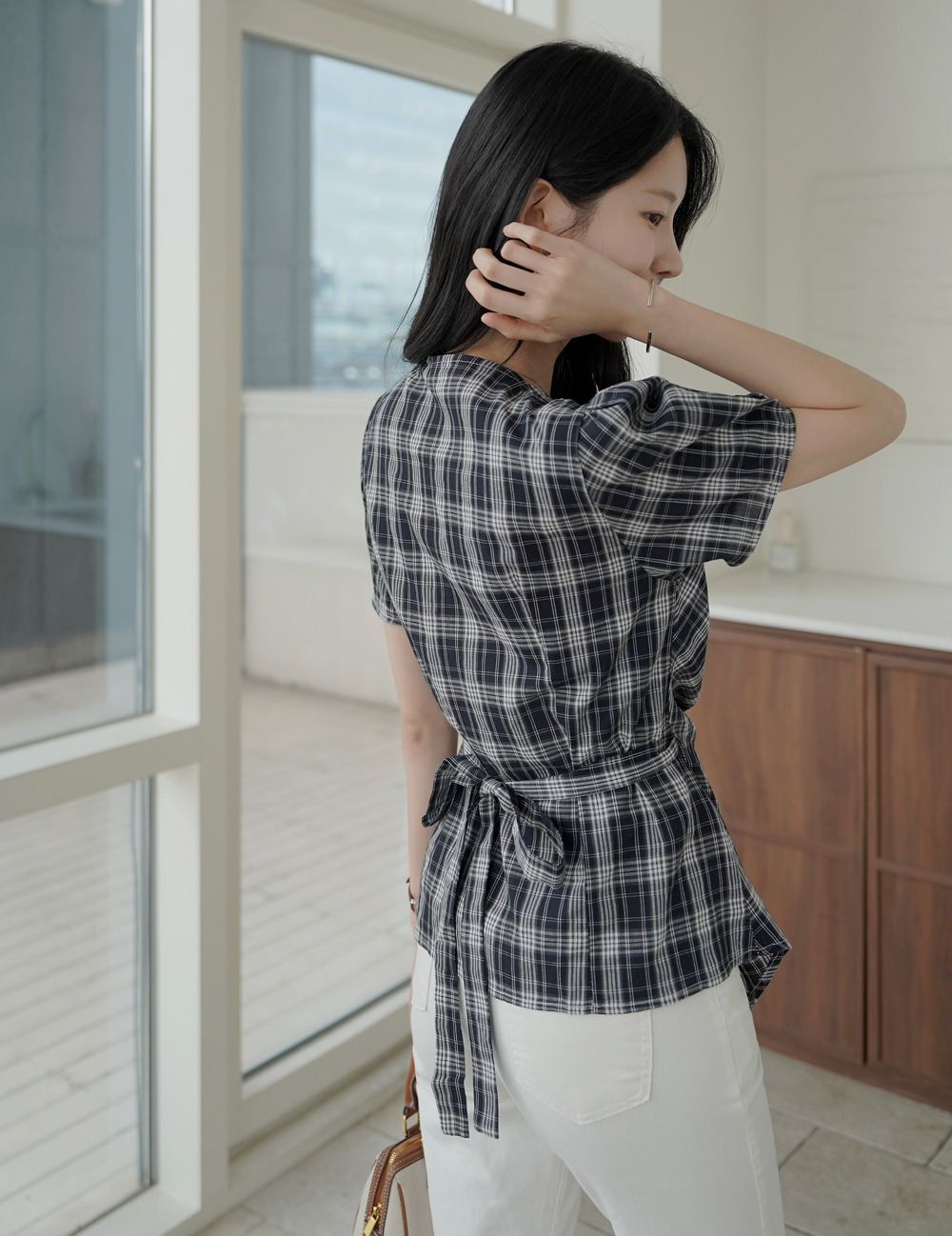 亞麻格紋後綁帶襯衫