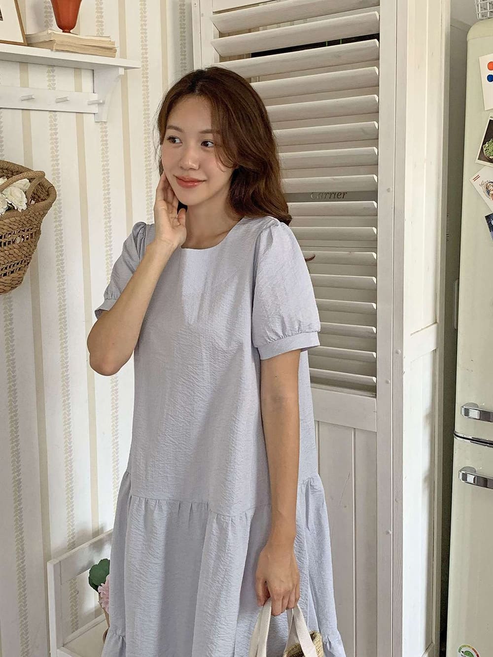 甜美泡泡袖條紋洋裝