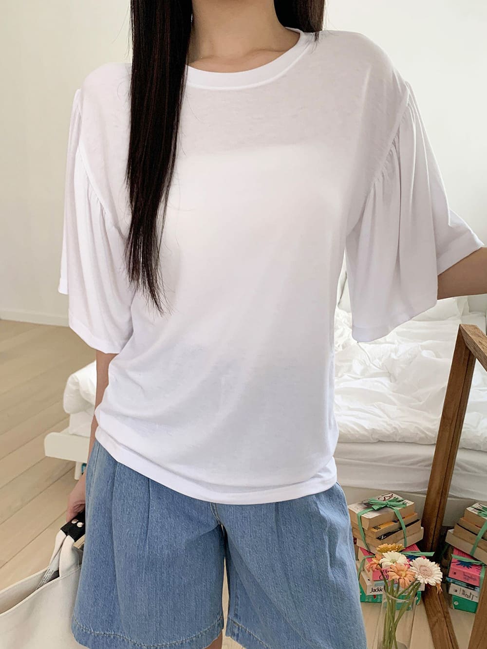 簡約氣質泡泡袖上衣