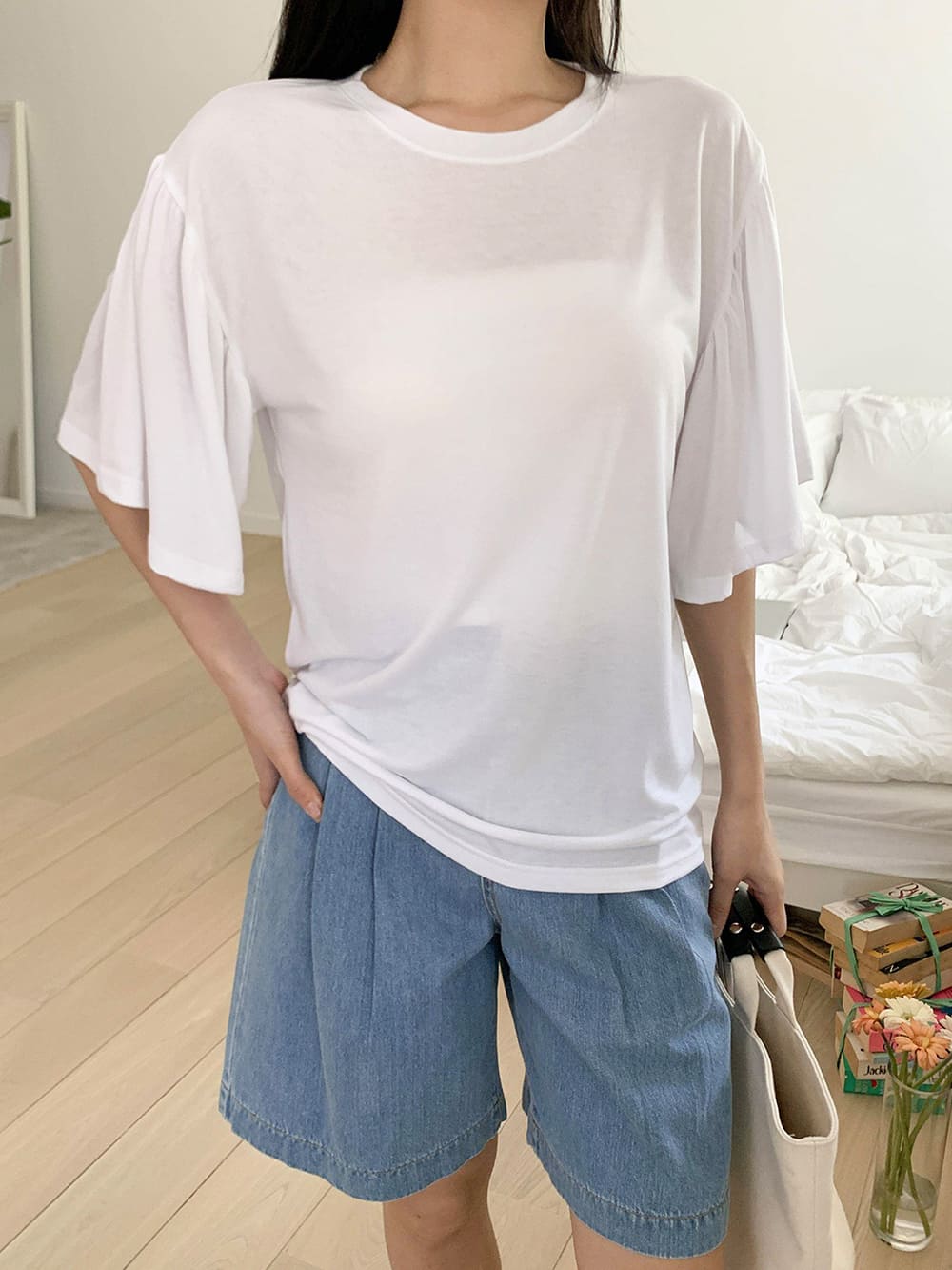 簡約氣質泡泡袖上衣