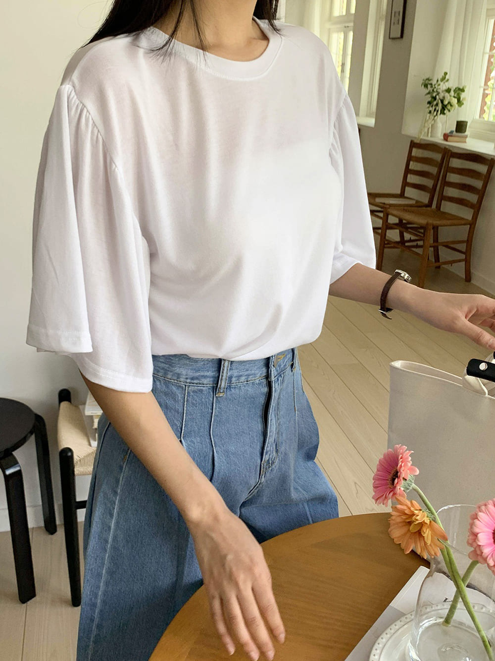 簡約氣質泡泡袖上衣