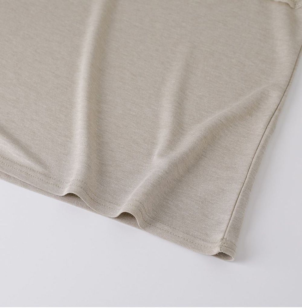 精緻蕾絲透膚袖上衣