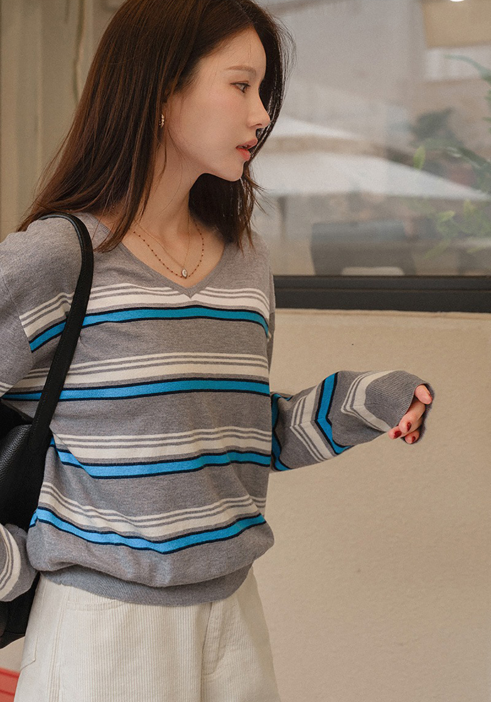 V領拼色條紋針織上衣
