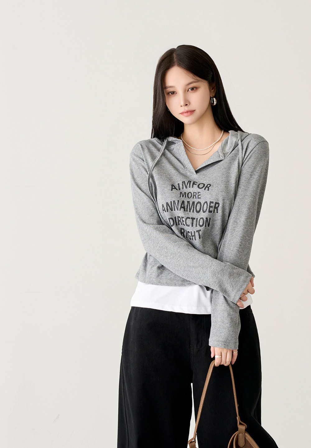 字母印花V領連帽上衣