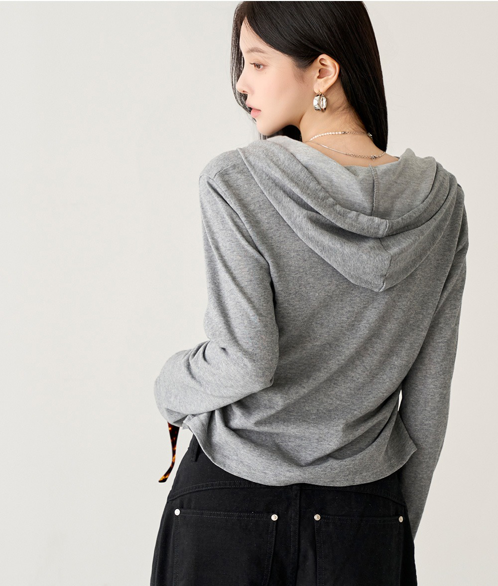 字母印花V領連帽上衣