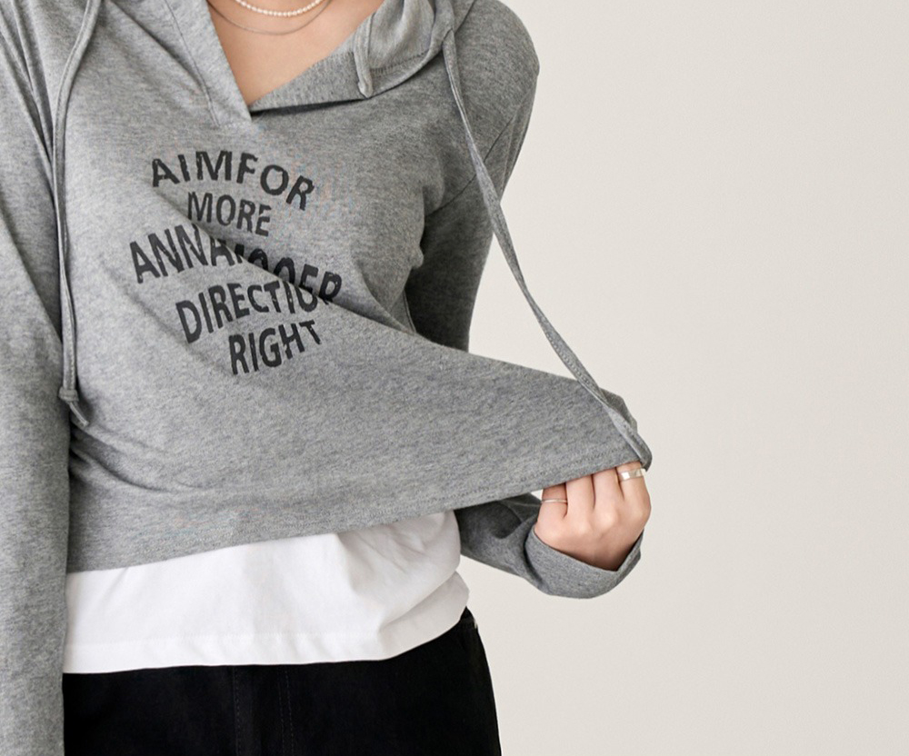 字母印花V領連帽上衣