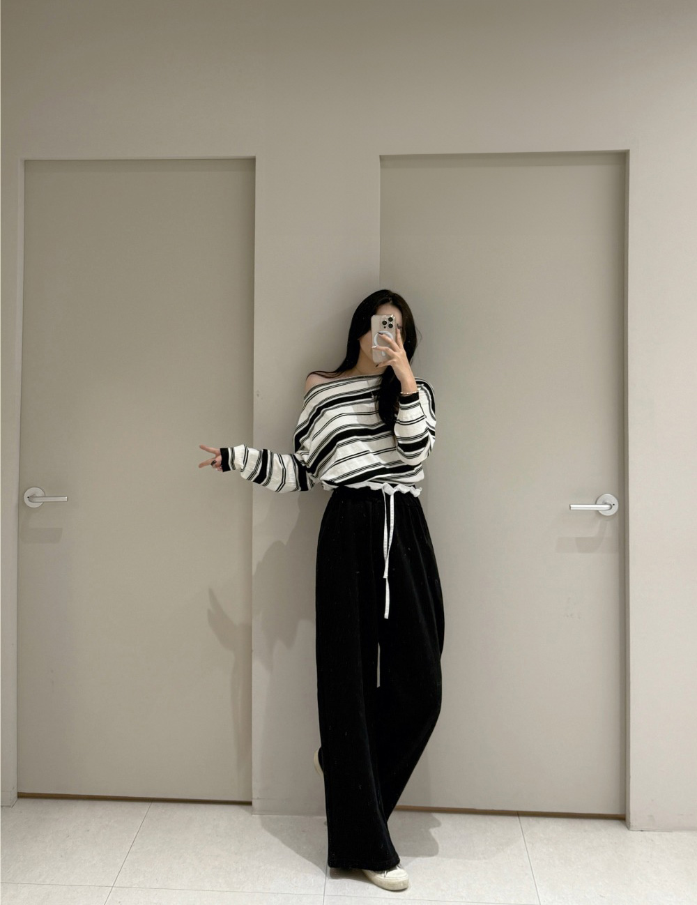 露肩船領條紋針織上衣