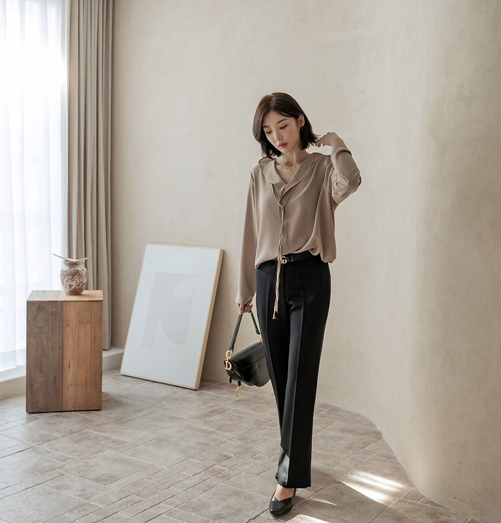 輕盈柔美綁帶襯衫