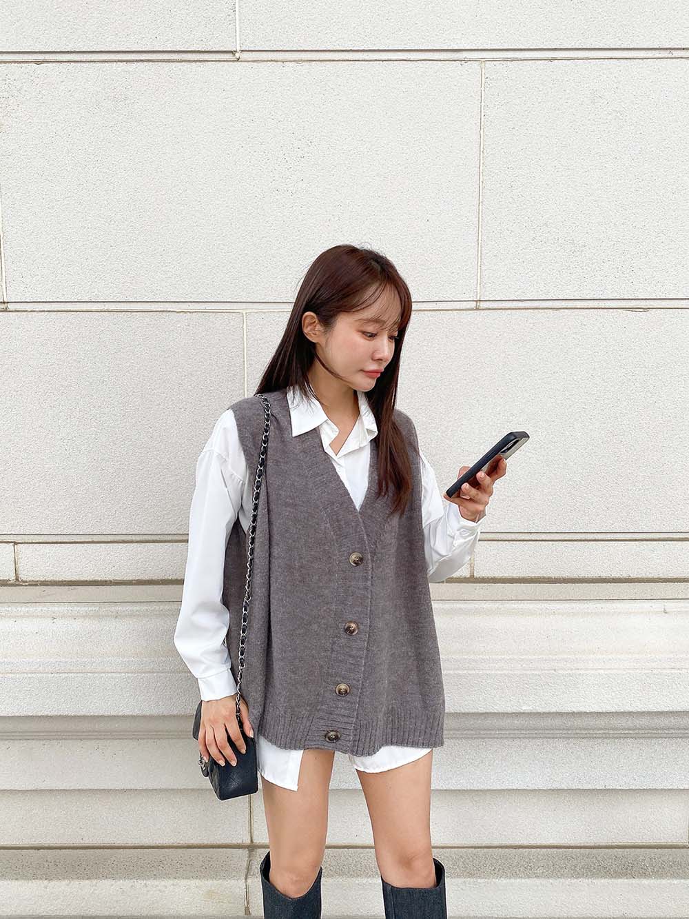 V領排釦針織背心