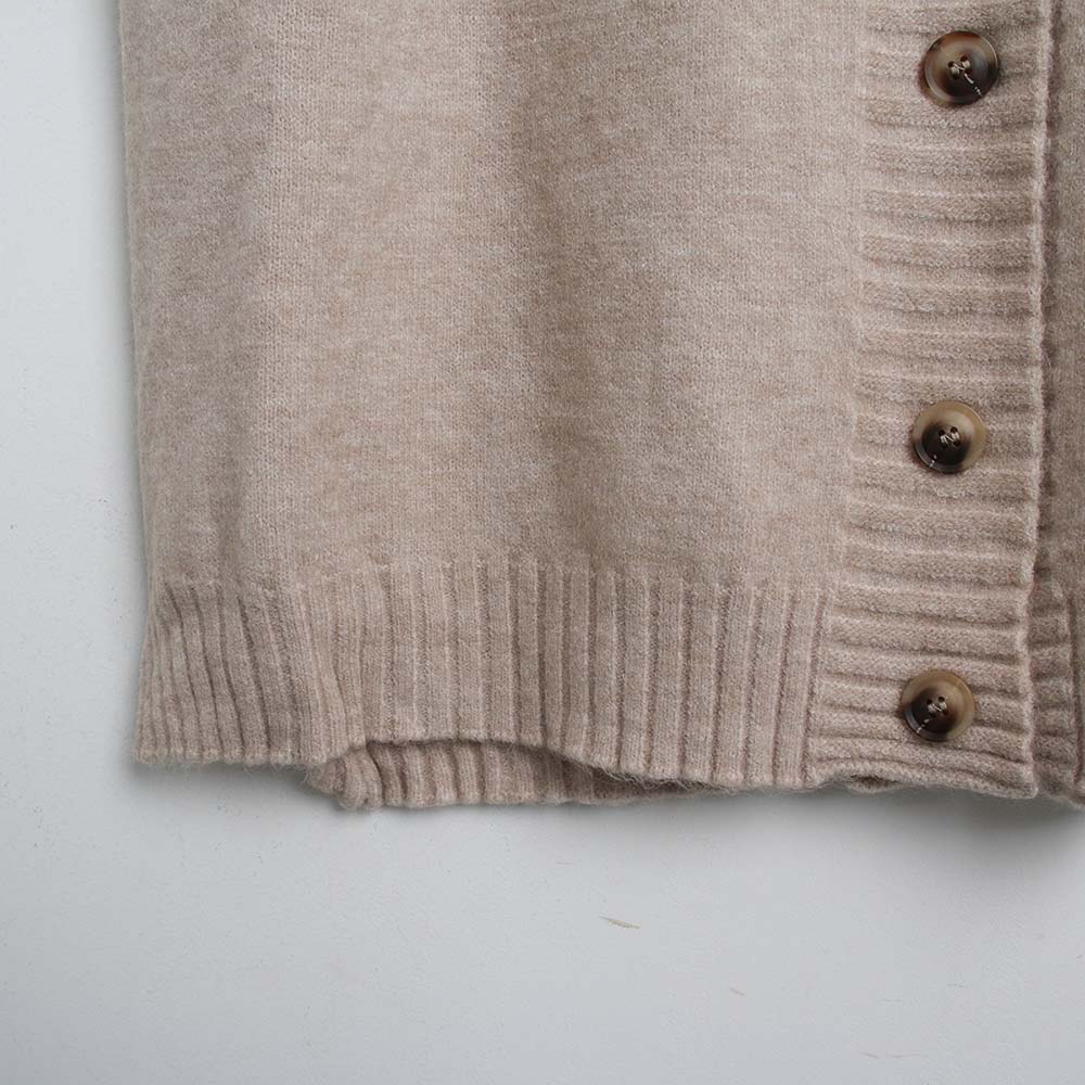 V領排釦針織背心