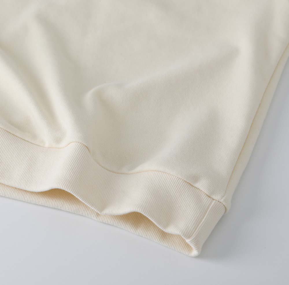 寬鬆豹紋字母刺繡上衣