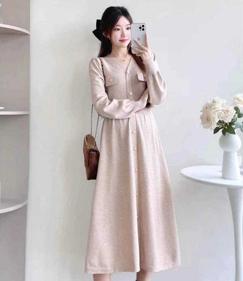 針織V領修身長洋裝