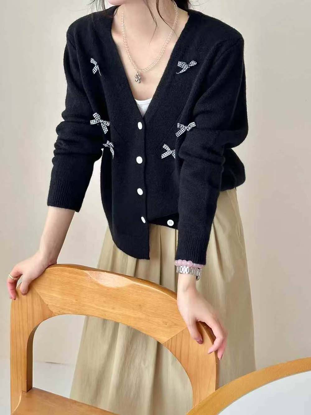 V領蝴蝶結針織外套