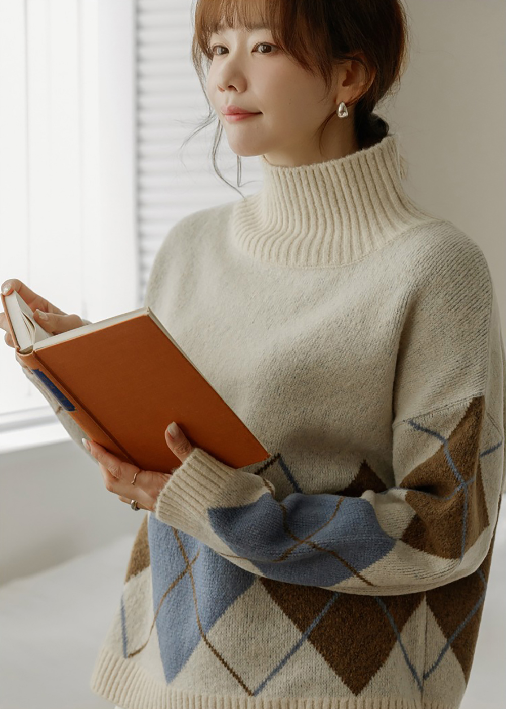 菱格紋高領針織上衣,KOREA,347014,菱格紋高領針織上衣,領500,999免運