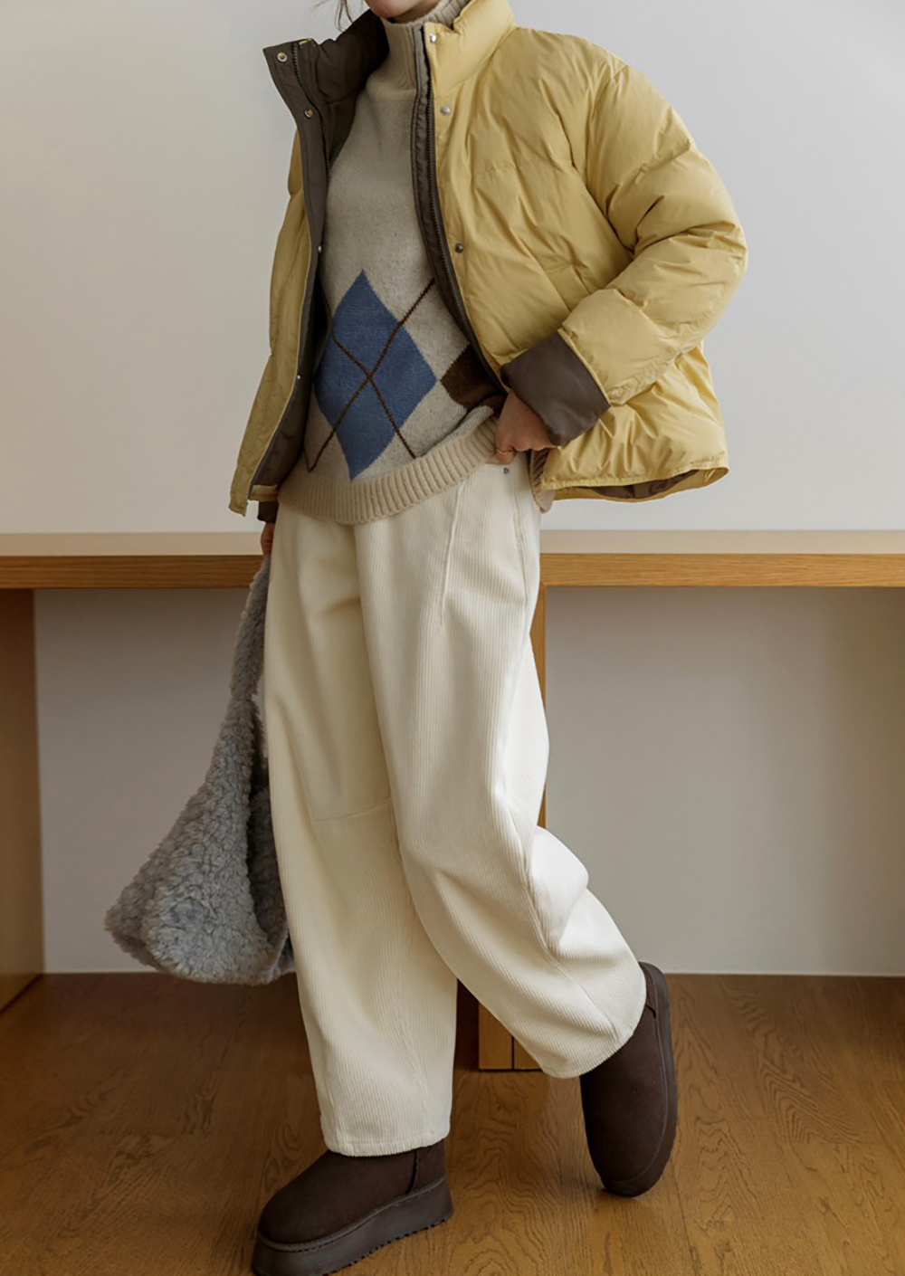 菱格紋高領針織上衣,KOREA,347014,菱格紋高領針織上衣,領500,999免運