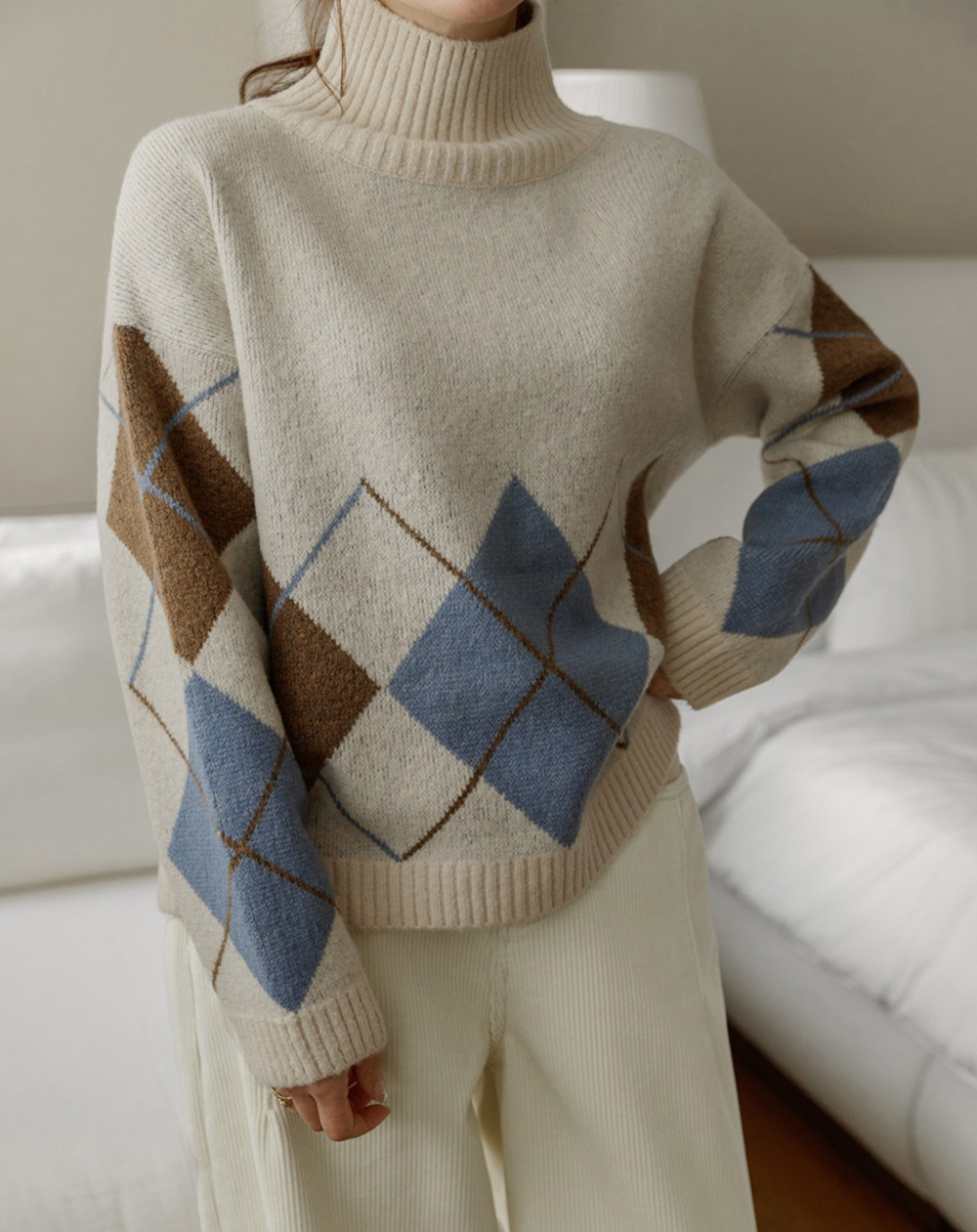 菱格紋高領針織上衣,KOREA,347014,菱格紋高領針織上衣,領500,999免運