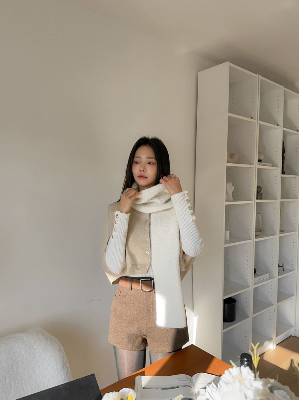 排釦圓領針織披肩外套,KOREA,347075,排釦圓領針織披肩外套,領500,999免運