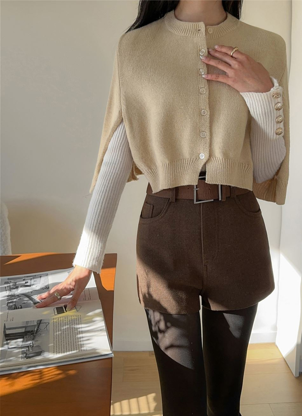 排釦圓領針織披肩外套,KOREA,347075,排釦圓領針織披肩外套,領500,999免運