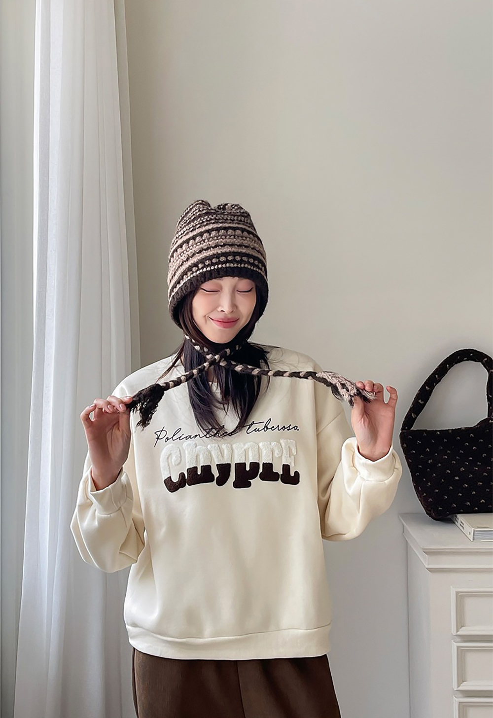 雙色字母內刷毛上衣,KOREA,347144,雙色字母內刷毛上衣,領500,999免運