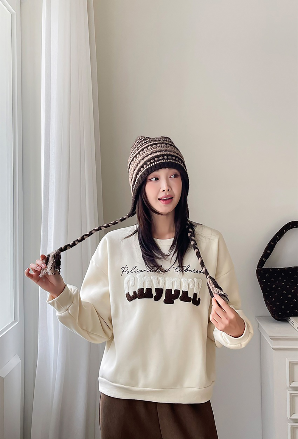 雙色字母內刷毛上衣,KOREA,347144,雙色字母內刷毛上衣,領500,999免運