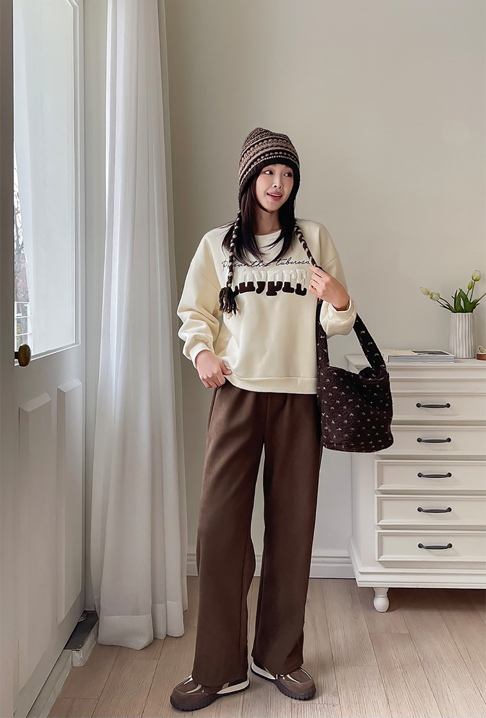 雙色字母內刷毛上衣,KOREA,347144,雙色字母內刷毛上衣,領500,999免運