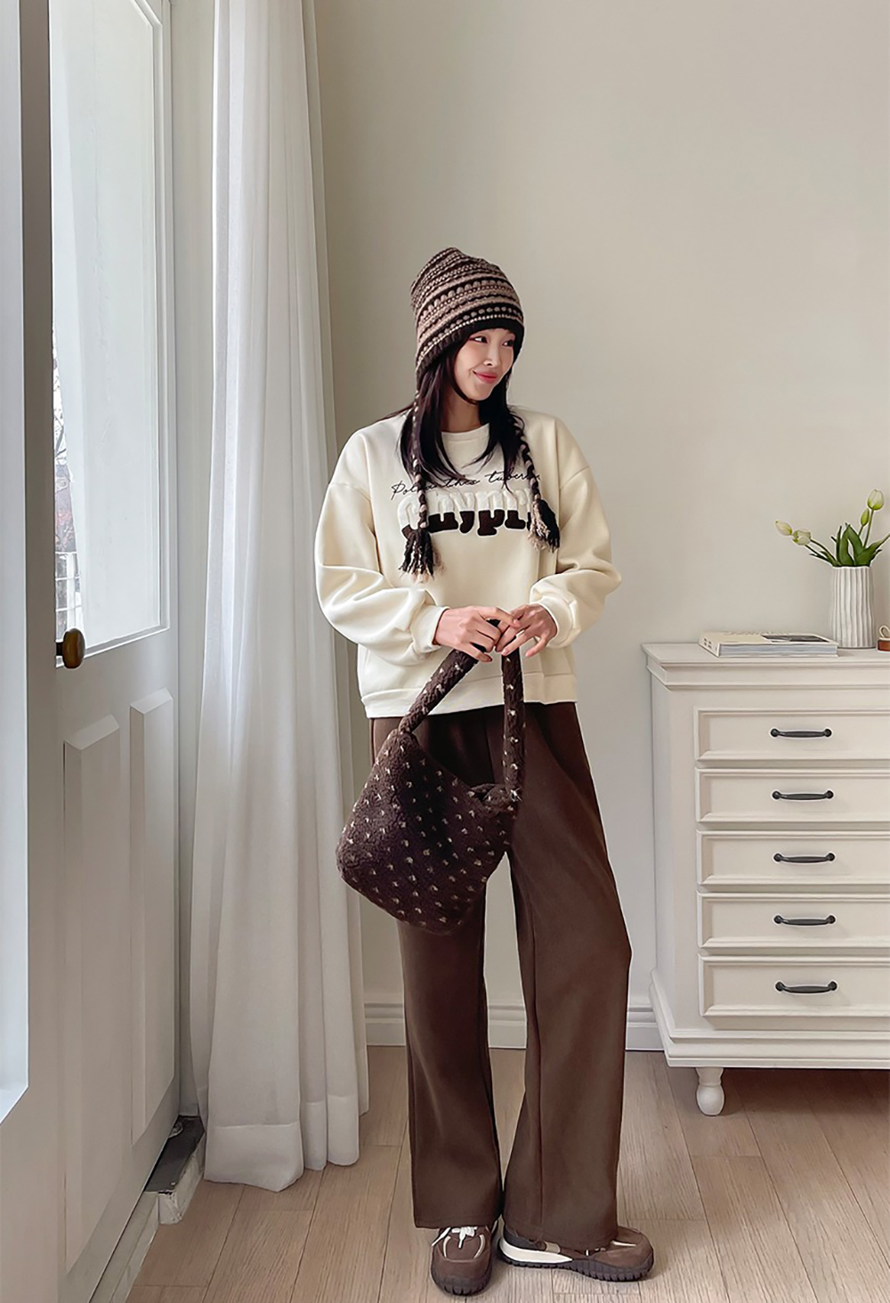 雙色字母內刷毛上衣,KOREA,347144,雙色字母內刷毛上衣,領500,999免運