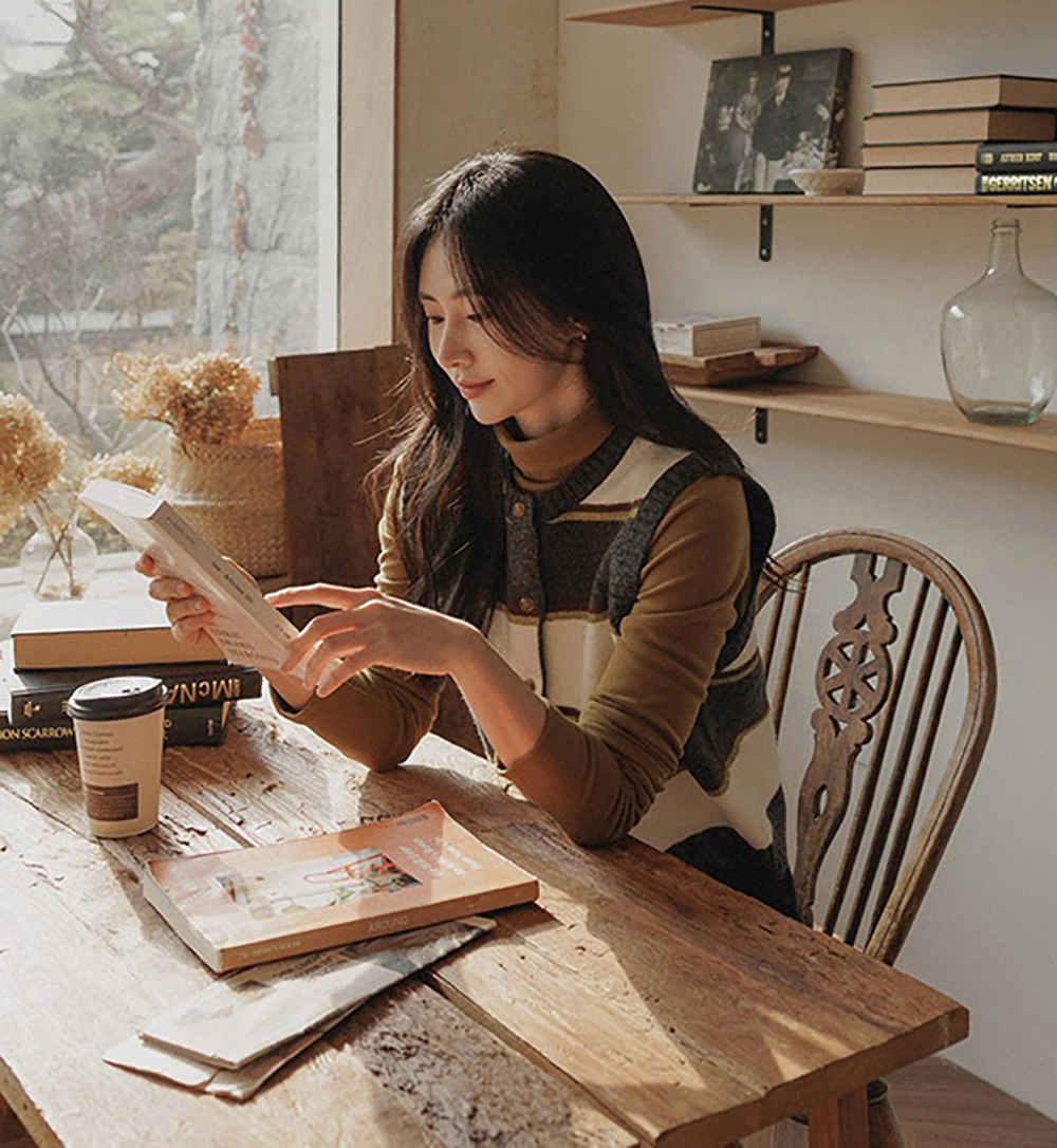 撞色圓領針織背心外套,KOREA,347242,撞色圓領針織背心外套,領500,999免運