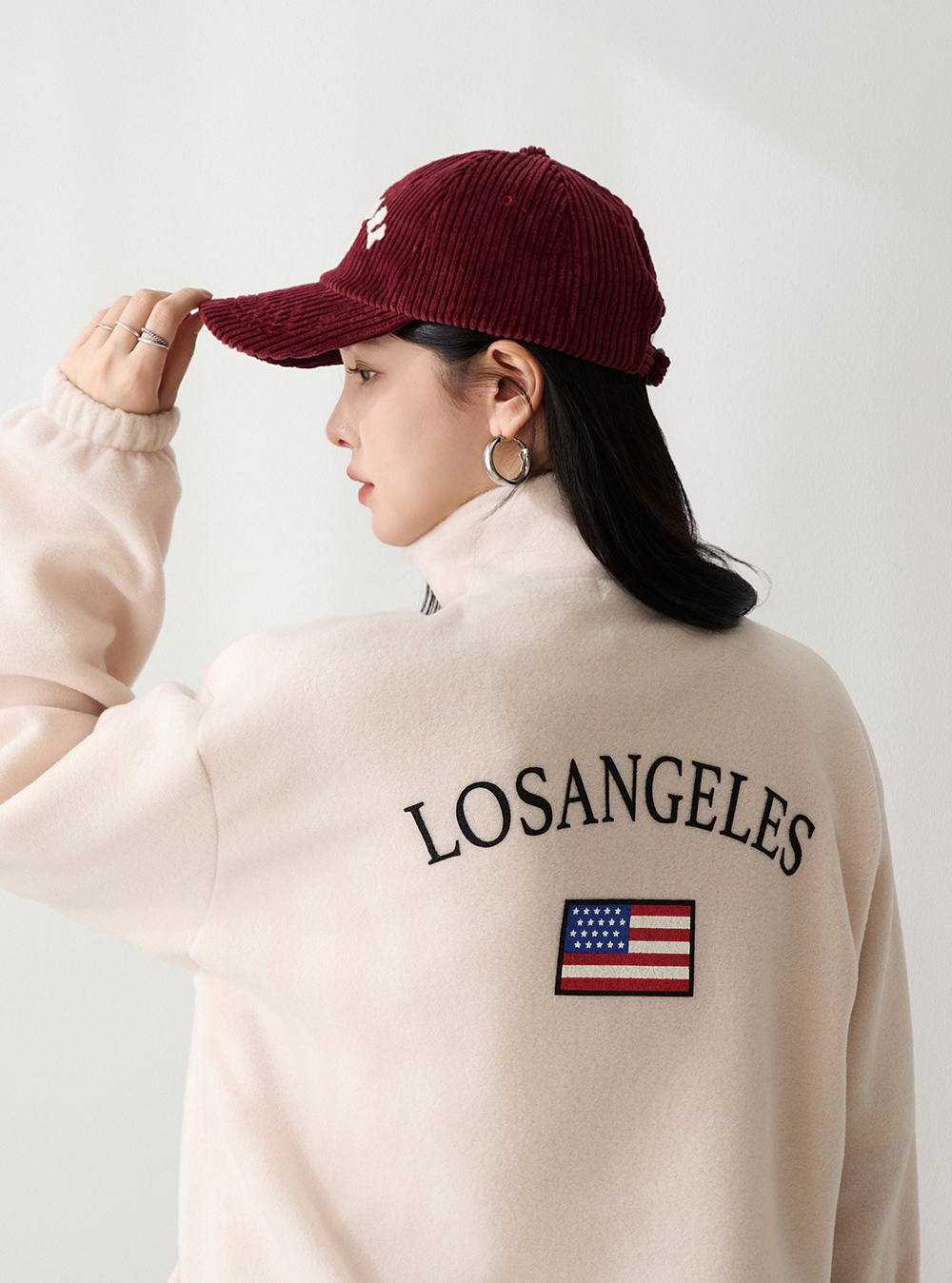 半拉鍊字母印花上衣,KOREA,347295,半拉鍊字母印花上衣,領500,999免運