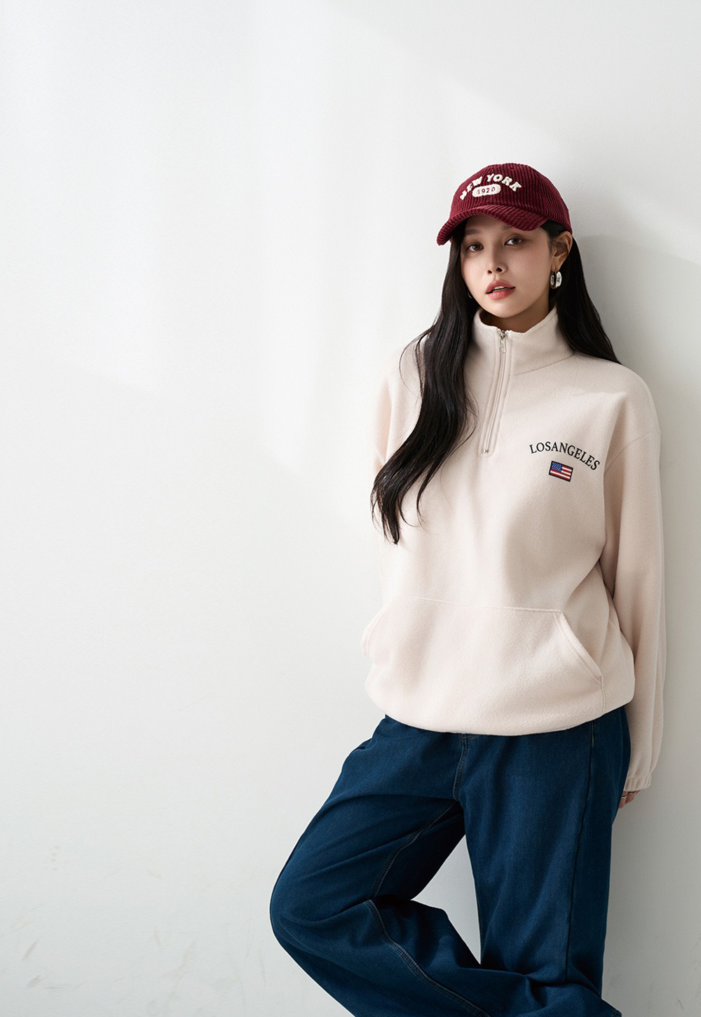 半拉鍊字母印花上衣,KOREA,347295,半拉鍊字母印花上衣,領500,999免運