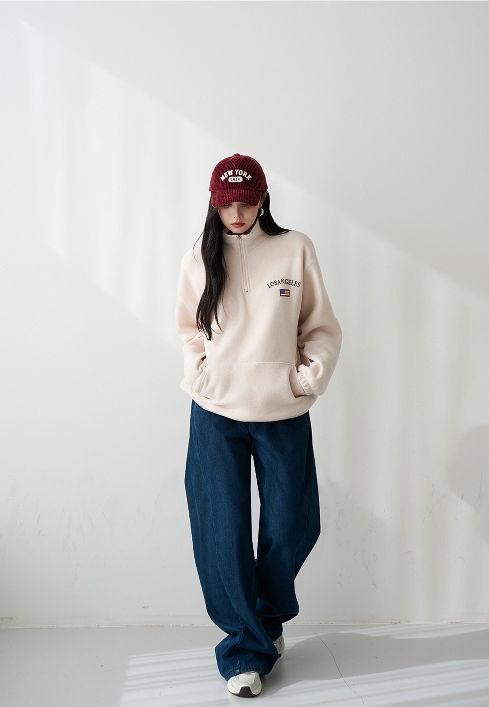 半拉鍊字母印花上衣,KOREA,347295,半拉鍊字母印花上衣,領500,999免運