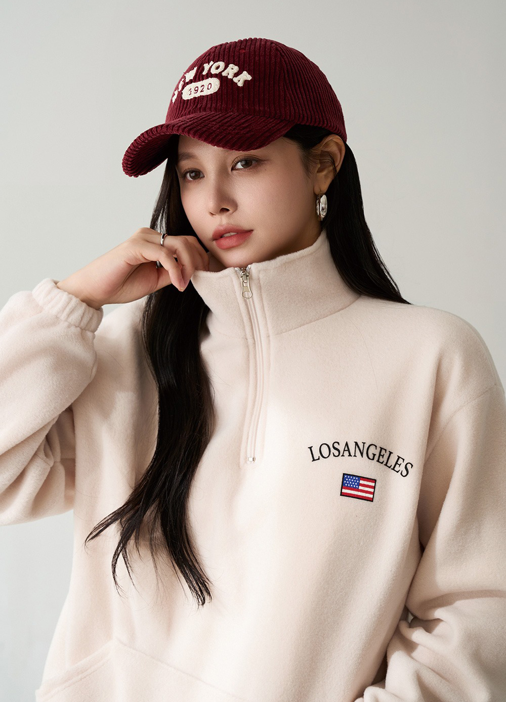 半拉鍊字母印花上衣,KOREA,347295,半拉鍊字母印花上衣,領500,999免運