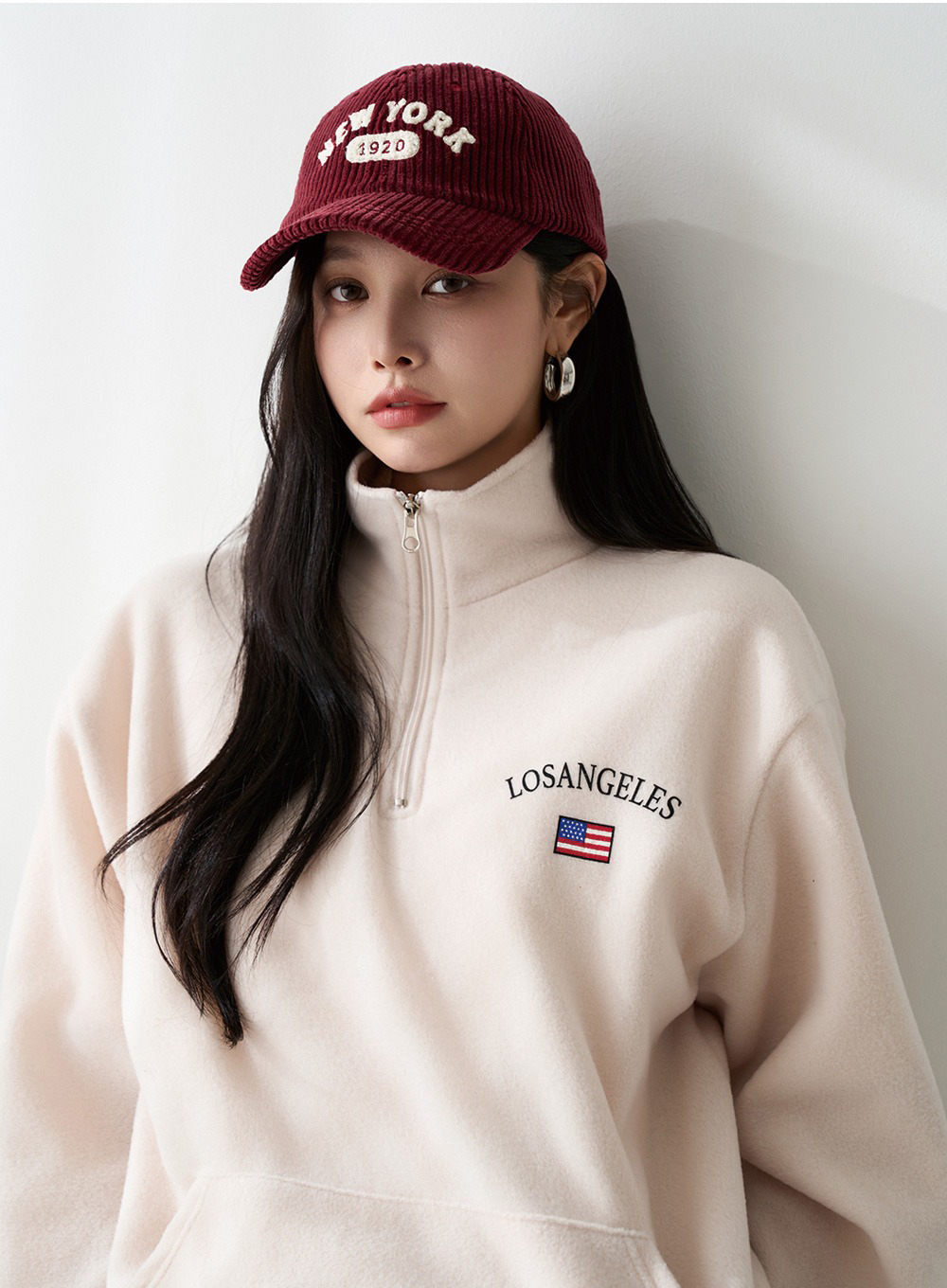 半拉鍊字母印花上衣,KOREA,347295,半拉鍊字母印花上衣,領500,999免運