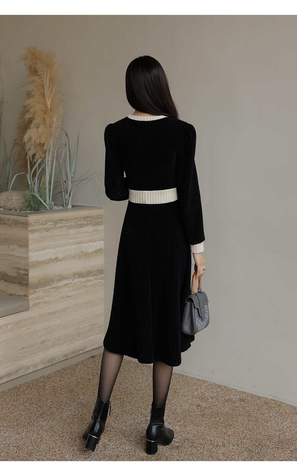 撞色天鵝絨修身洋裝,KOREA,347650,撞色天鵝絨修身洋裝,999免運,領500