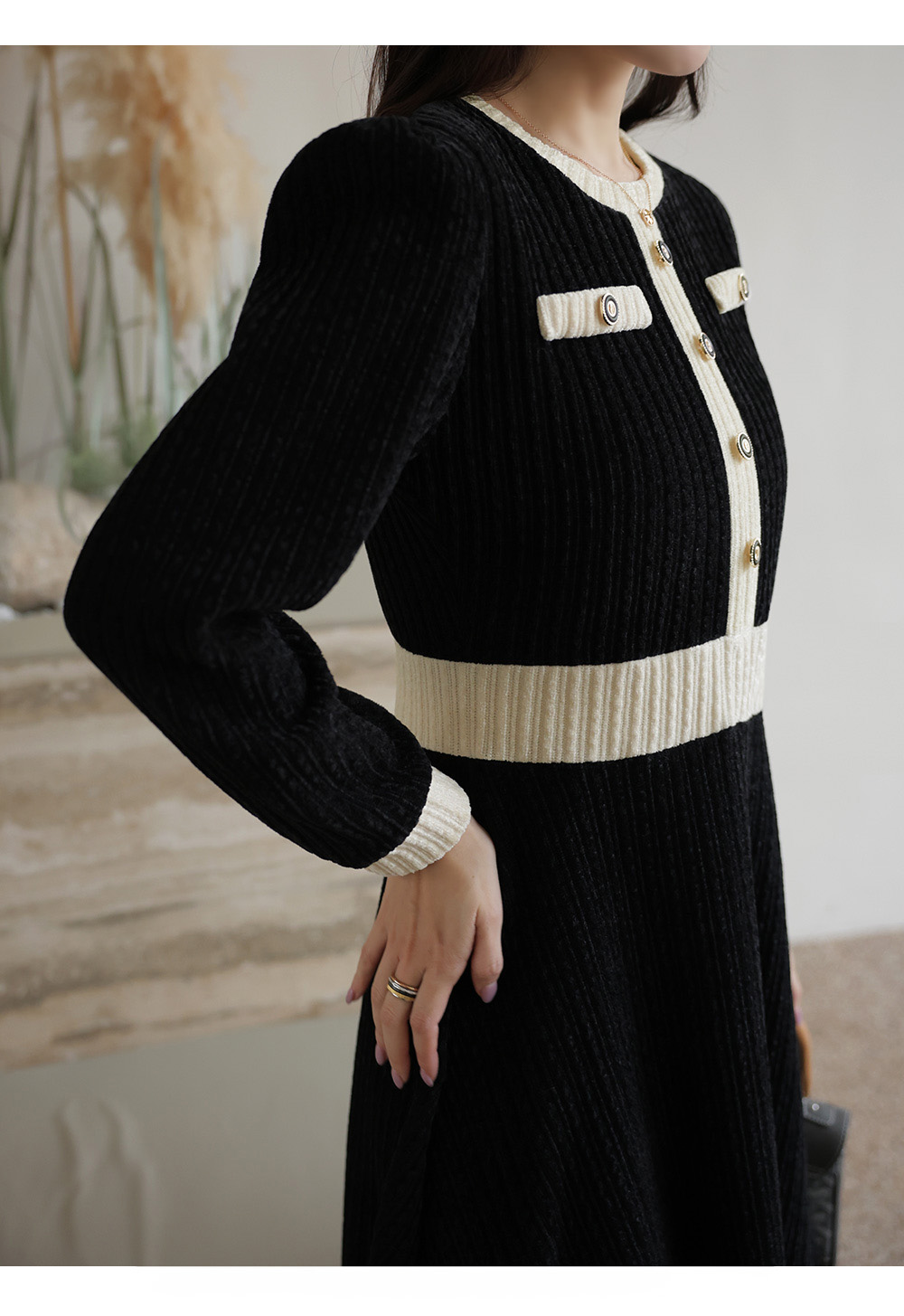 撞色天鵝絨修身洋裝,KOREA,347650,撞色天鵝絨修身洋裝,999免運,領500