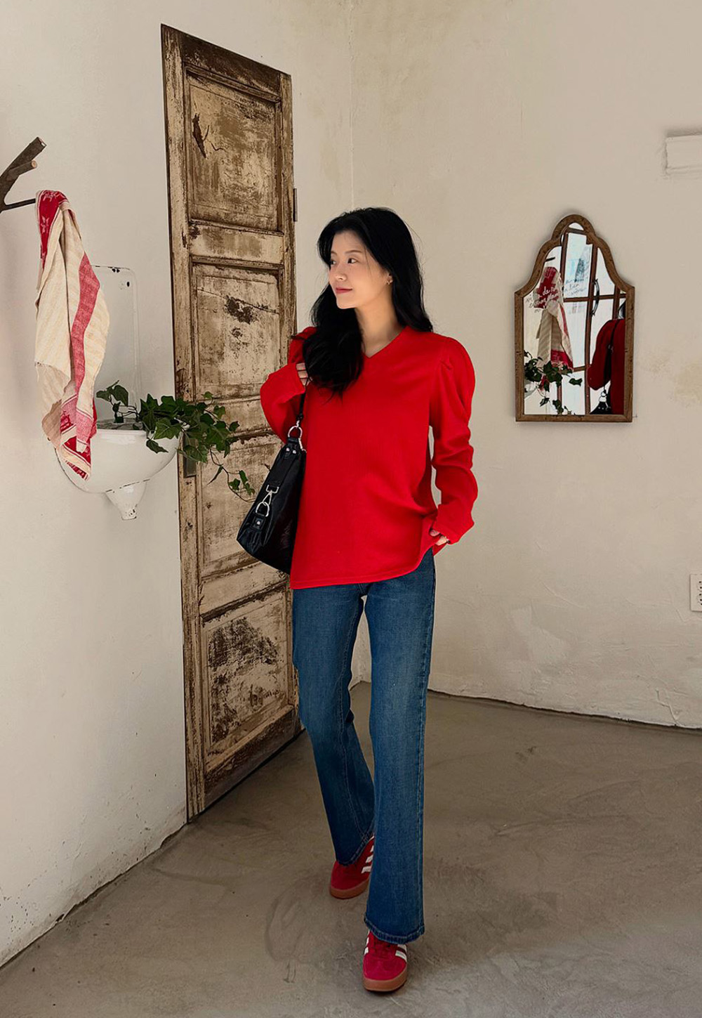 簡約柔美V領針織上衣,KOREA,348249,簡約柔美V領針織上衣,領500,999免運